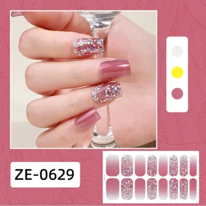Smalto per unghie adesivo 3D glitterato, adesivi per unghie con fiocchi di neve chic.