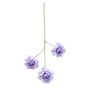 Künstlicher 3-Kopf Rosen Seidenblumen Zweig für Hochzeit Heimdeko und Blumenarrangements.