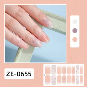 Adesivi per unghie sfumati glitterati con linee argento, manicure 3D elegante per ogni occasione.