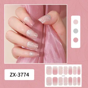 Adesivi per unghie 3D a quadri rosa sfumati, design traslucido con eleganti linee glitterate.