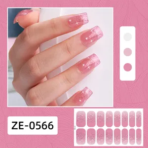 Detalle de pegatinas de uñas degradado brillo rosa, calcomanías de arte de uñas.
