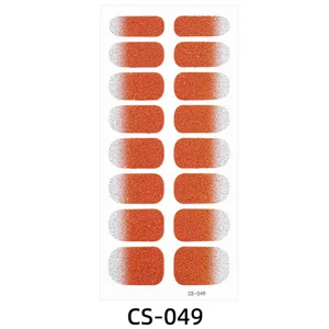 Set di adesivi per unghie con sfumatura glitterata arancione per manicure DIY nail art.