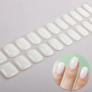 Effen witte gel nagelwraps detail, UV-vrije zelfklevende nagelstickers voor thuis manicure.