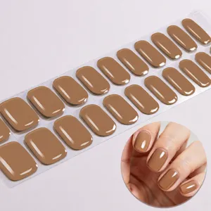 Bruine effen gel nagelwraps, uv-vrije eenvoudig aan te brengen kunstnagelstickers.