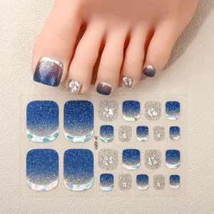 Pegatinas de uñas de los pies 3D con concha estrás purpurina y degradado azul de verano brillante.