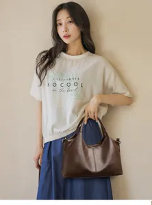 Borsa a tracolla in pelle marrone scuro dettaglio, elegante borsa capiente casual quotidiana.