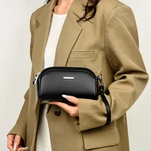 Black leather texture cell phone bag with silver bar, stylish double zipper wristlet handbag.
