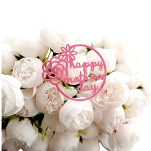 Ροζ ακρυλικό happy mothers day topper τούρτας λεπτομέρεια, κομψή διακόσμηση γλυκού.