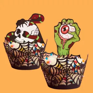 Halloween Cupcake Wrapper und Topper Set mit gruseligen Spinnennetz Motiven fuer Party.