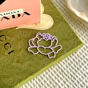 Acrylic flower cake topper for mother day party women celebration cup cake decoration cute