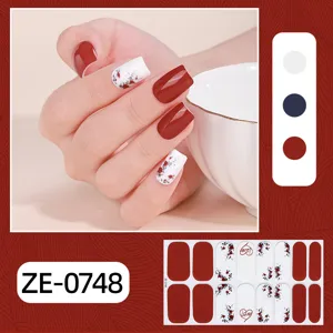 Stickers d'ongles Saint-Valentin avec bordeaux et motifs floraux de coeur, lot de 16 ongles.