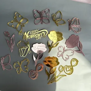 Décorations de gâteau en acrylique pour la Journée de la femme, papillon et fleurs.
