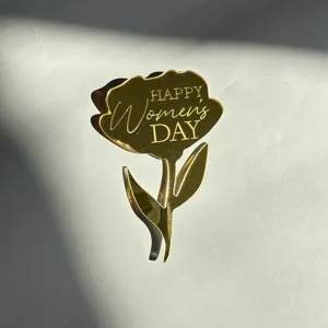Topper de gâteau en acrylique doré motif fleur d'œillet pour la fête des mères et femmes.