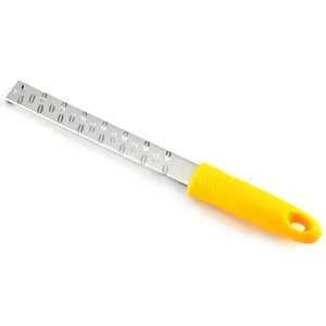 Stainless steel cheese grater with yellow handle, ideal for lemon and ginger zest.
