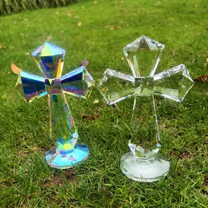 Decoración de cruz de cristal, cruz sagrada de vidrio iridiscente y transparente para oficina.
