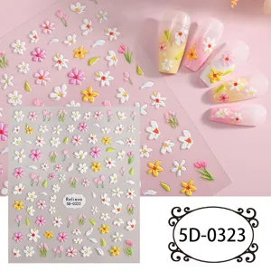 Adesivi per nail art in rilievo 5D con graziosi fiori margherite e tulipani per unghie.