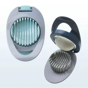 Tranche-œuf en acier inoxydable pour couper facilement œufs, tomates et kiwis.