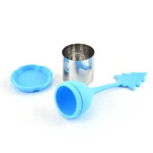 Christmas silicone tea infuser with 304 stainless steel tea strainer and cute tree handle