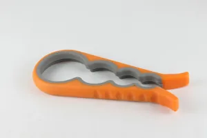 Multifunktionaler 4-in-1 Dosenöffner Detailansicht, ergonomischer Griff und verschiedene Rillen.