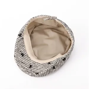 Casquette gavroche classique en tweed avec nœuds charmants et doublure pour le style.