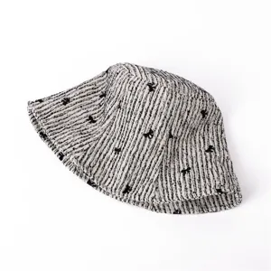 Chapeau bob en tweed chic pour femmes avec motif nœud élégant, idéal pour l'automne et l'hiver.