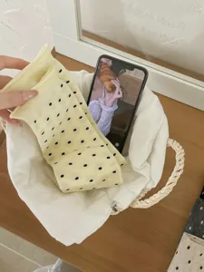 Women polka dot mid-tube slouch socks, soft breathable cotton socks for summer daily wear.