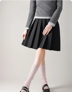 Detailansicht von Damen Strick Beinstulpen, bequeme rosa Stulpen fur den Alltag.