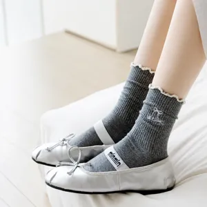Calzini donna in cotone con volant in pizzo e ricamo fiocco stile dolce tinta unita comodi