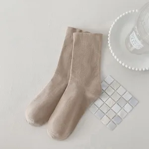Women cotton crew socks solid color comfortable casual mid tube socks daily wear fashion
