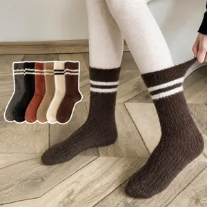 Chaussettes pelucheuses thermiques épaisses femme hiver douillettes rayées élastiques