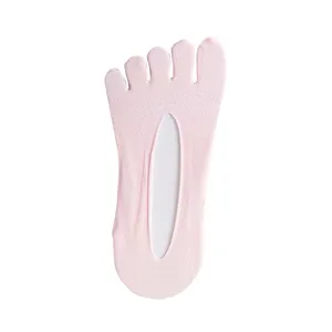 Calcetines invisibles de cinco dedos de malla transpirable rosa para mujer verano.