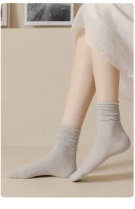 Summer women thin mesh breathable crew socks detail view, soft cotton casual stack socks
