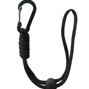 Χειροποίητο λουράκι καρπού από paracord μπρελόκ με μαύρο καραμπίνερ για αθλητική χρήση