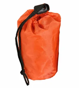 Sacchetto di stoccaggio portatile per sacco a pelo d'emergenza PE arancione per la sopravvivenza.