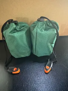 Sacco a pelo di emergenza impermeabile termico bivy outdoor campeggio trekking verde 2pz