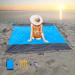 Wasserdichte Strandmatte, tragbare faltbare Camping Picknickdecke mit Heringen und Tasche.