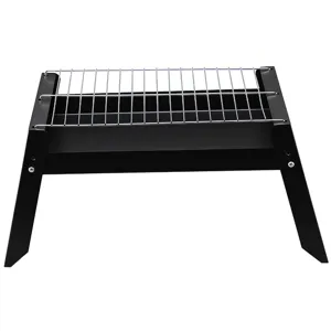 Vue detaillee du barbecue au charbon pliable portable, corps en metal noir avec grille.