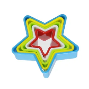 5-piece nested star plastic cookie cutter set for baking, pastry and cake decorating.