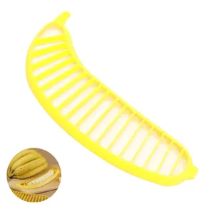 Creatieve Bananensnijder Kunststof Fruitsnijder Alles-in-Één Fruitverdeler Keukenhulp Tool Voor Salade Geel