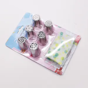 Set di 6 bocchette russe in acciaio inossidabile con sac à poche per decorare dolci.