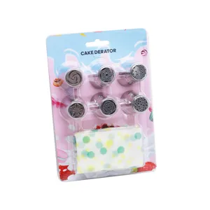 Set di 6 beccucci russi in acciaio inossidabile con sac à poche per decorare torte.