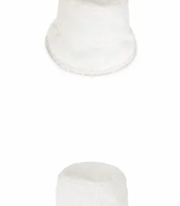 Vista dettagliata cappello bucket bianco, tessuto premium, cappello da sole casual.