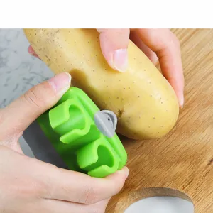Pelador de dedos innovador de acero inoxidable patata fruta gadget de cocina útil