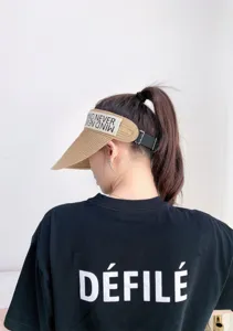 Sommer Stroh leerer Oberteil Sonnenschutz Visier Hut, stylische gewebte Strandkappe.