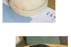 Cappello docker uomo tinta unita in cotone, berretto miki retro traspirante per streetwear uso.