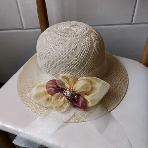 Cappello di Paglia Pieghevole da Donna Protezione Solare Estiva Tesa Larga Cappello da Spiaggia Con Perle e Fiori Cappello da Viaggio