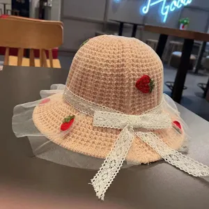 Sommer Sonnenhut für Babymädchen atmungsaktiver Prinzessinnen Strohhut mit Erdbeer und Schleife.