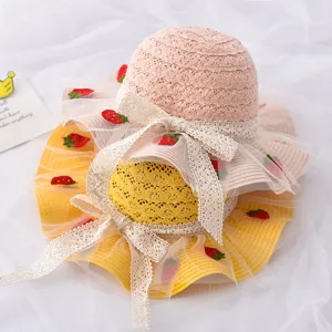 Cappello di paglia estivo per bambini carino bambina cappello da sole traspirante ricamo fragola