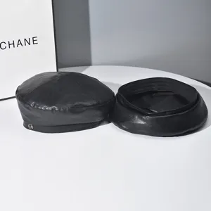 Black PU leather beret hat for women, retro autumn winter painter hat with metal M.