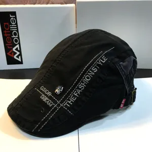 Unisex Denim Flat Cap Beret Retro Casual Newsboy Hat Vintage Letter Embroidery Metal Decor Outdoor Fashion Hat